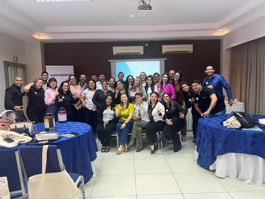 Foto grupal de los asistentes al QLS Day 2025 en Santiago